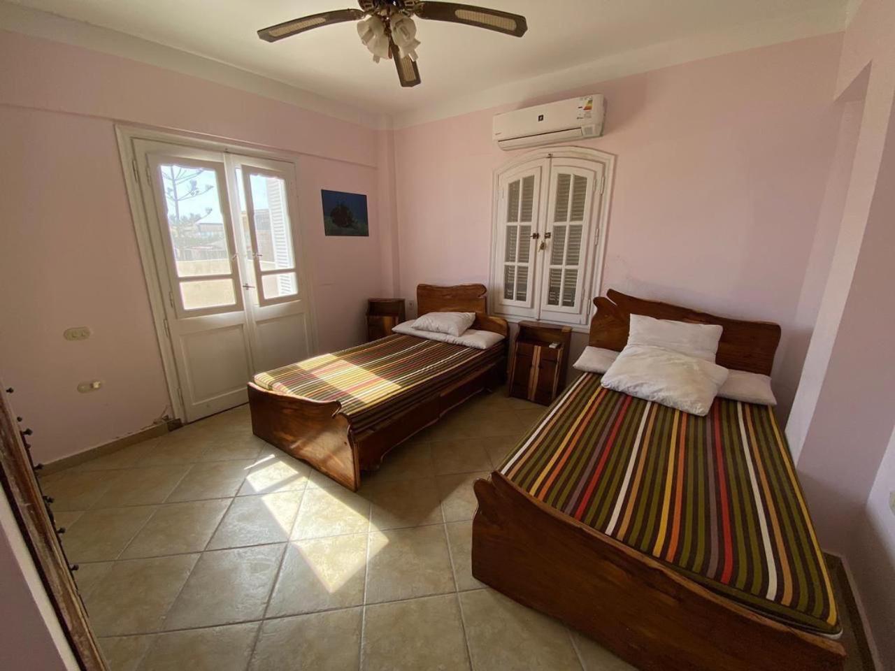 Beachfront Chalet In Green Beach, North Coast Villa El Alamein Room photo