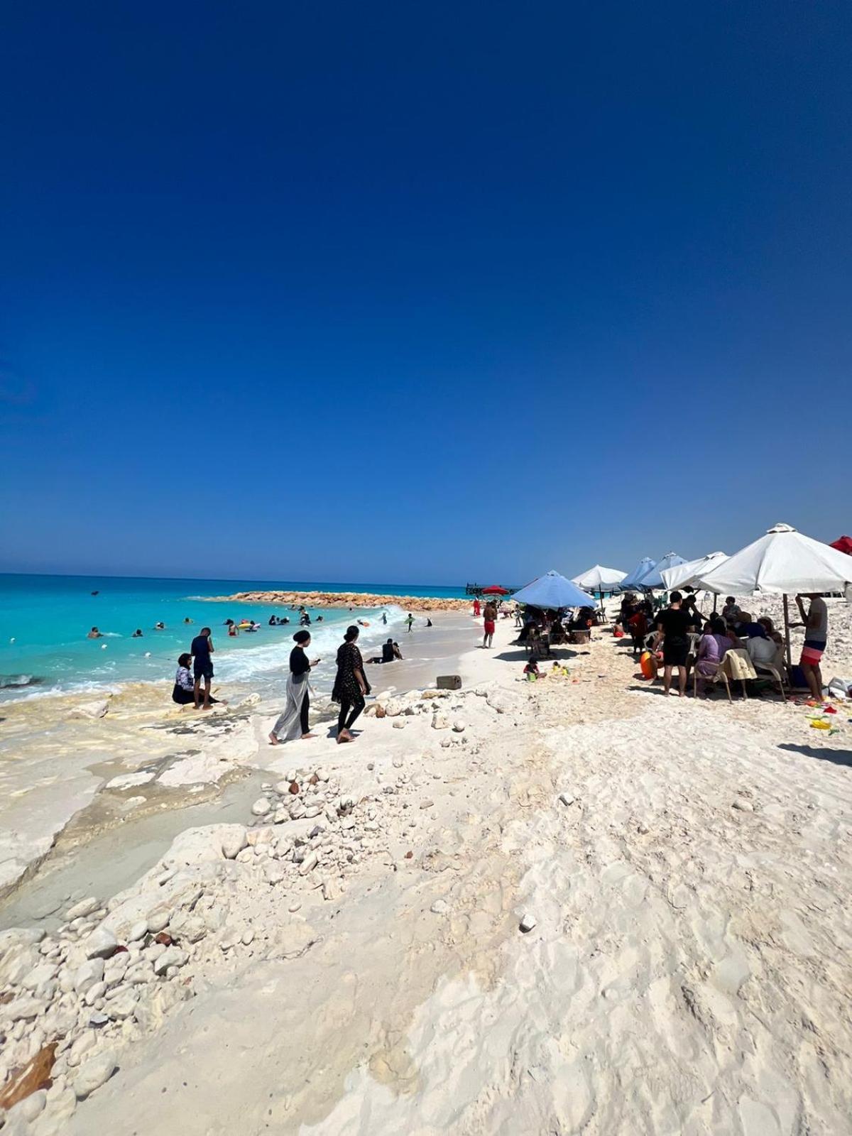 Beachfront Chalet In Green Beach, North Coast Villa El Alamein Exterior photo